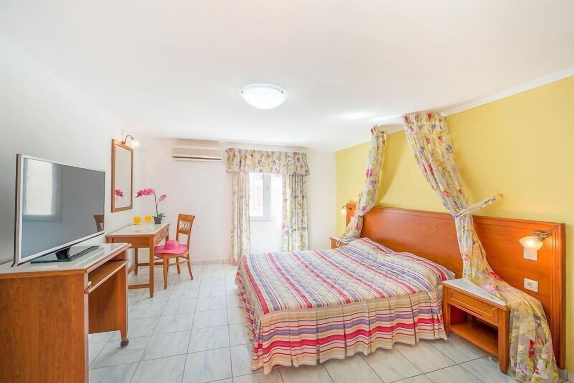 Costa Blu Hotel Benitses  Luaran gambar