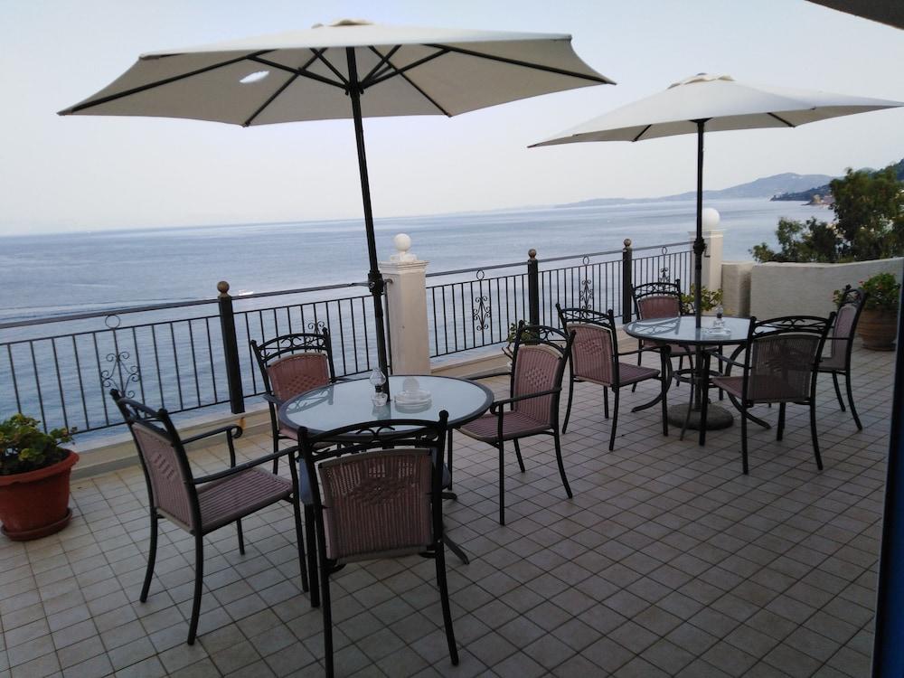 Costa Blu Hotel Benitses  Luaran gambar